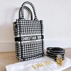 2025年最新】dior 千鳥 ブックトートの人気アイテム - メルカリ