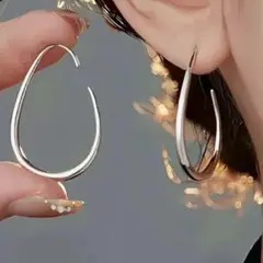 シルバー　ループピアス　サージカルステンレス