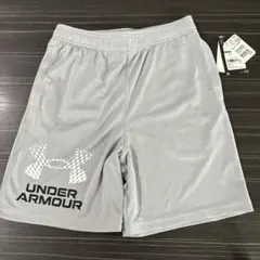 UNDER ARMOUR グレー ハーフパンツ 150㎝
