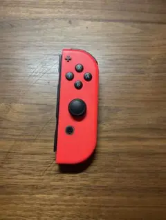 任天堂Switch ジョイコン　Joy-Con 右　ネオンレッド