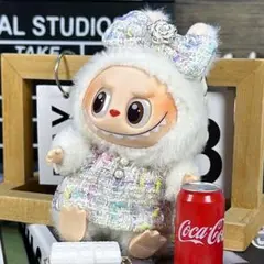 Item thumbnail for item 96e5e193-be9f-47da-8a63-70c54b26abfc