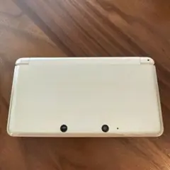 ニンテンドー3DS アイスホワイト