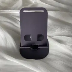 紫色の金属製スマホスタンド