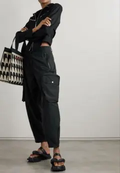 ステラマッカートニー 黒 カーゴパンツ 38 定価14万 2023