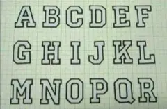 アルファベットワッペン刺繍アップリケ英語ABCローマ字 白 1枚110円