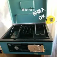 手提げ金庫KOKUYO鍵有ります、名前シールが付いてますので安くいました