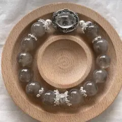 グレーラビットヘアークォーツ 天然石　水晶　クォーツ　インクルージョン入り