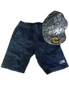THE NORTH FACE ショートパンツとNEW ERA キャップ