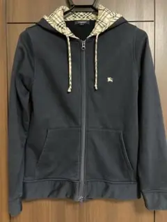 バーバリー Burberry パーカーSサイズ