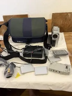 【USHIさま専用-未使用品】JVC GR-DVX6K 液晶付きデジタルビデオカメラGR-DVX6K製品情報ビクター | JVC