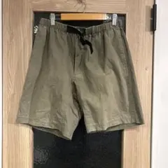 wtw ロゴショーツ　カーキ