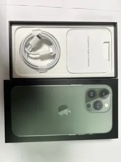 iPhone 13pro グリーン箱と充電コードのみ 本体はつきません。
