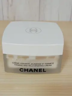 【未使用】CHANEL ボディ エクセレンス ファーミング クリーム　150g Amazon.co.jp: 【シャネル】ボディ エクセレンス ファーミング