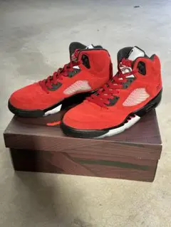 新古美品 28.0cm Air Jordan 5 "Toro Bravo"