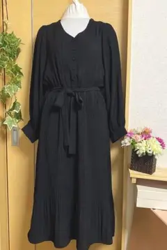プリーツラインとリボンが大人可愛い♡ロングワンピース