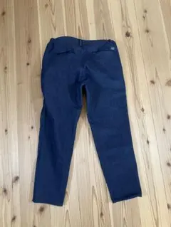 new balance スリムテーパード デニムパンツ
