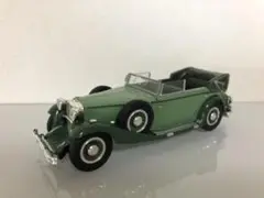 Maybach Zeppelin 1/43 マイバッハ