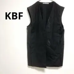 KBF アーバンリサーチ　ジレ　黒 ベスト　カジュアル　おしゃれ　レディース