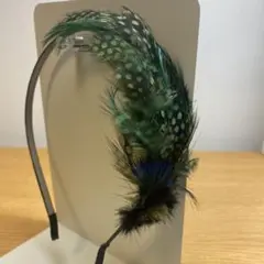 孔雀風フェザー付きヘアバンド 緑色