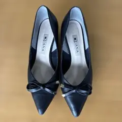 Item thumbnail for item a3d3fa97-26b9-445e-b752-5bce06005968