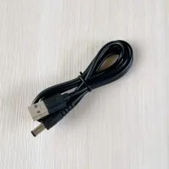 USB 2.0 Aタイプ オス - DC 5.5x2.1mmケーブル 1M