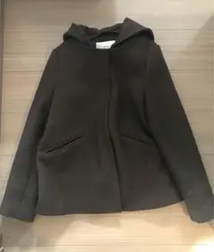 アウター カーキ