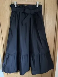 UNIQLO 裾ティアードスカート黒