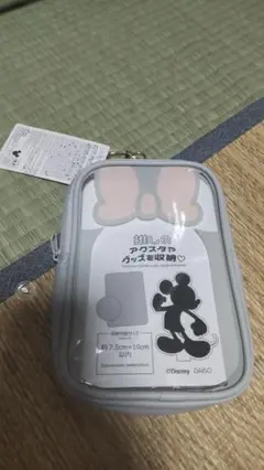 ディズニーDAISOアクスタケース