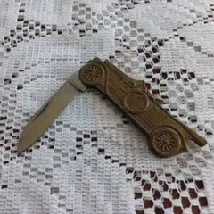 ヴィンテージ鋼鉄製車型ナイフ