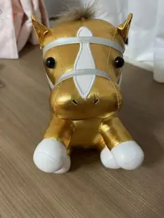 馬　ぬいぐるみ ゴールド