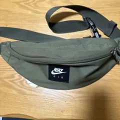 Nike Air ボディバッグ オリーブグリーン