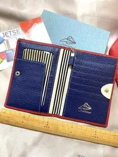 マルチケース財布