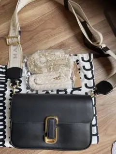 MARC JACOBS 黒 ショルダーバッグ