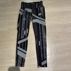 リーボック　スポーツウェア　スポーツレギンス　ヨガパンツ