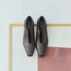 YECCA VECCA ダークブラウン スクエアトゥシューティ メタルライン