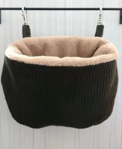 Item thumbnail for item 689e2903-d652-484e-bfad-10e82fb5c774