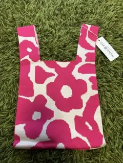 新品　新品タグ付き　未使用　ニットバッグ　サブバッグ　ミニバッグ