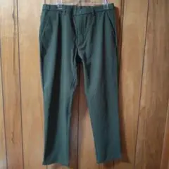 美品✨ユニクロ メンズ パンツ ストレッチ カーキ色 L