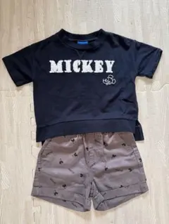 ミッキー Tシャツとショートパンツ 2点セット