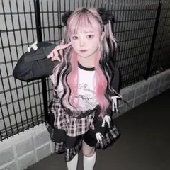 アベイル　マジョレッティ×まきちゃん　リボン使いTシャツ　ブラック×ピンク