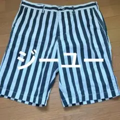 黒と白のストライプショートパンツ