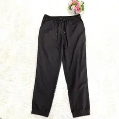 GUジーユー【L】カジュアルパンツ　ウエストゴムで　無地　茶色　ストレッチ