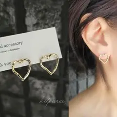 No.371 ミニハート♡ゴールドチタンピアス