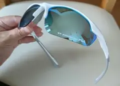 女性用サングラス試着のみ