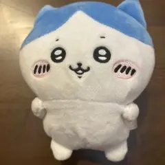ちいかわ　はちわれ　ぬいぐるみ