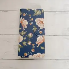 花柄　スマホケース手帳型　紺色ネイビーフラワー