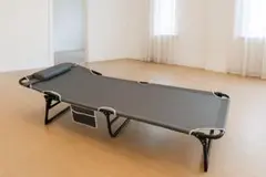 グレー 折りたたみベッド 枕付き