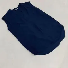 Abahouse Devinette ノースリーブブラウスネイビースリット入り