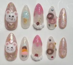 ハンドメイドネイルチップ　ねずみ君のおやつ