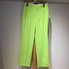 ノーブランド パンツ スラックス グリーン ビビッド ライム